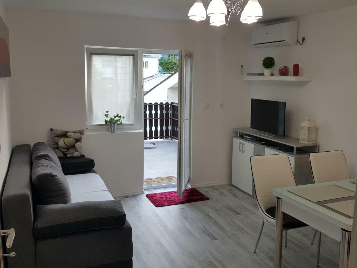 Apartment No1 Korenica Εξωτερικό φωτογραφία