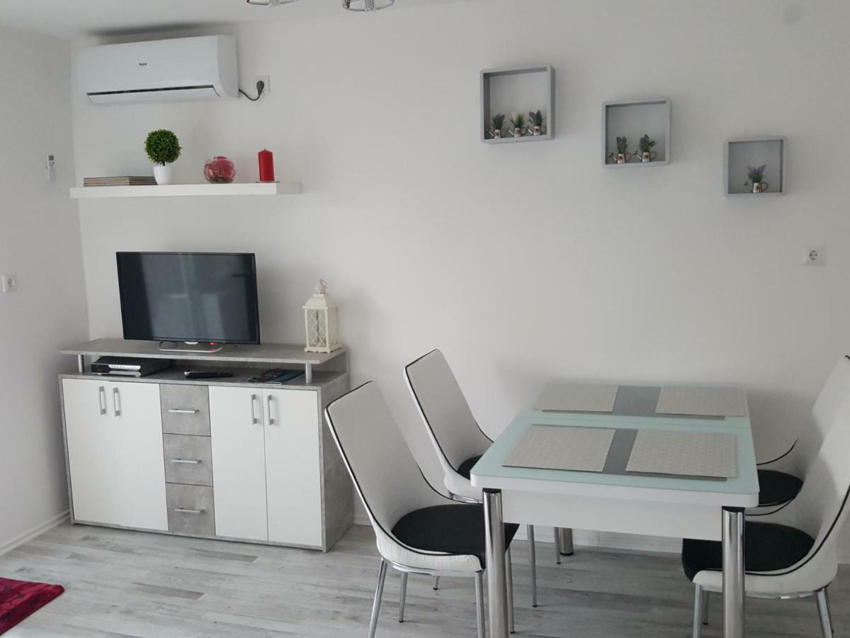 Apartment No1 Korenica Εξωτερικό φωτογραφία